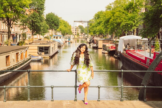 Professional Amsterdam Photo Shoot - Starting at Noordermarkt in Amsterdam