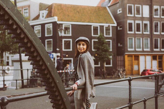 Professional Amsterdam Photo Shoot - More than standing still and smiling