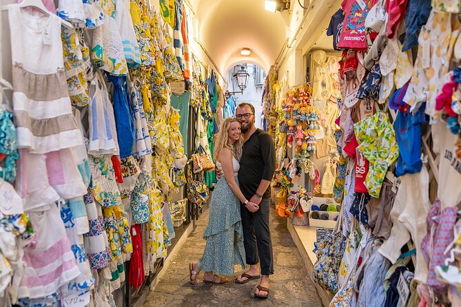 Professional photo shoot around Positano - A private format that suits couples and small families