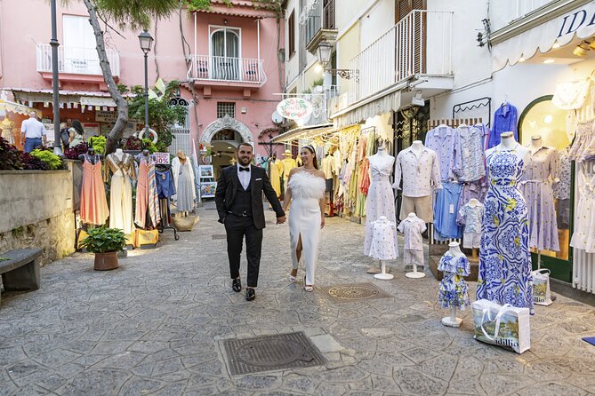 Professional photo shoot around Positano - Choosing between Spiaggia Grande and Fornillo Beach