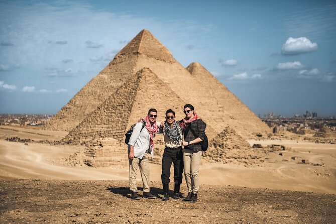 Professional Photo Shoot & Authentic Cairo Walking Tour - Why a professional photographer helps at Giza