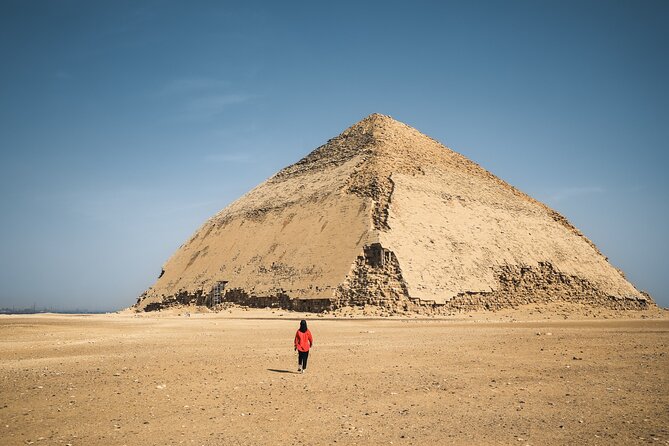 Professional Photo Shoot & Authentic Cairo Walking Tour - What the private format changes