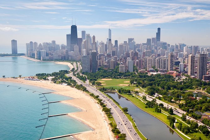 Professional Photo Shoot in Chicago - A private way to turn Chicago into your backdrop