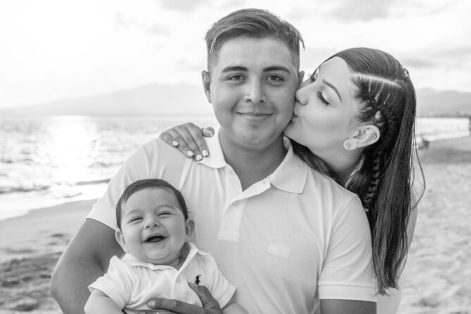 Professional photographer - Puerto Vallarta - Nuevo Vallarta, photo session - Who will enjoy this experience most
