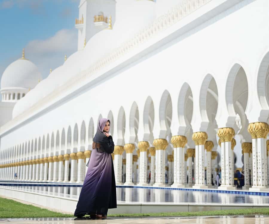 Professional Photoshoot at Sheikh Zayed Mosque - Heat, Clothing, and Comfort