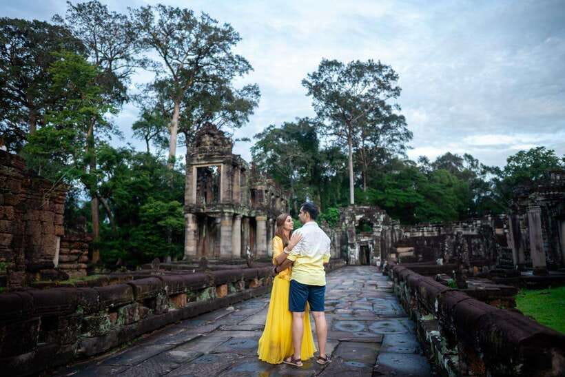 Professional Photoshoot in Angkor Archaeological Park - Should you book the $135 session?
