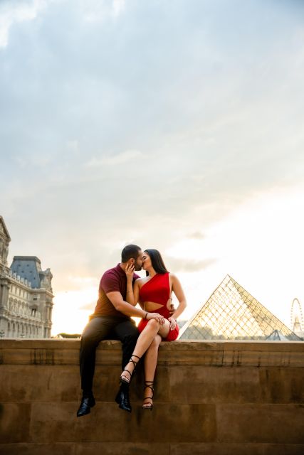 Professional Photoshoot in Paris - Pose Guidance for First-Time Subjects