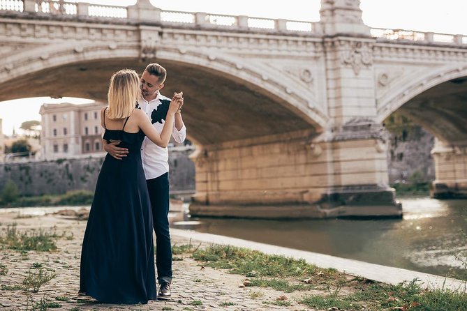 Professional Photoshoot in Rome - Starting near the Colosseum