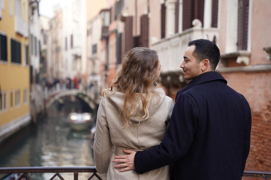 Professional Photoshoot in Venice - Who should book this experience?