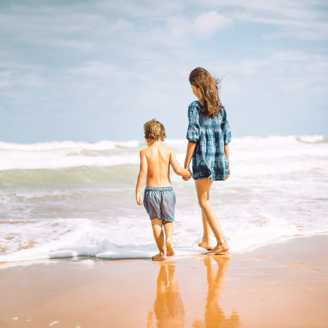 Professional Vacation photographer in Malta - A photographer who works patiently with families