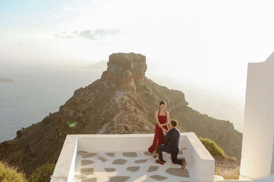 Proposal Photographer in Santorini - Receiving and using your photographs