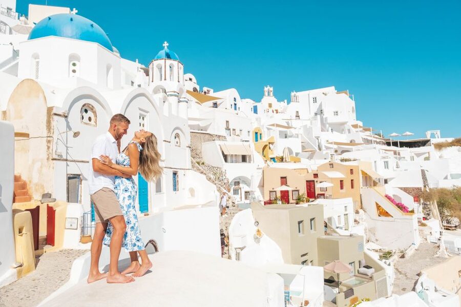 Proposal Photoshoot Santorini - Who this experience suits best