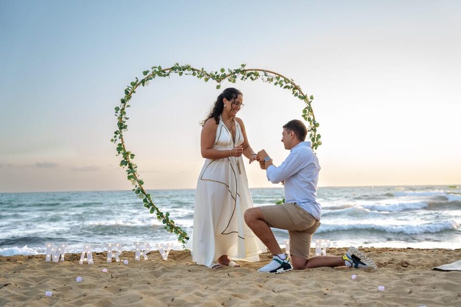 Proposal Photoshoot with Professional Photographer in Malta - Why a planned proposal works better in Malta