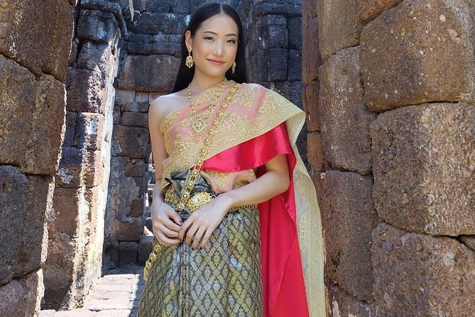 Proposals in Thai Costume with Photoshoot - Is $399 per person a fair price?