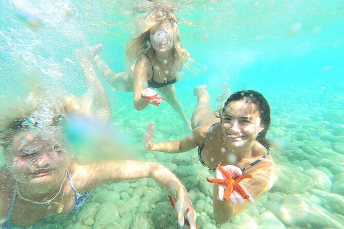 Pula Kayak Tour-Cliff jumping,snorkeling& free GoPro pictures - Paddling into Pula’s sea canyon