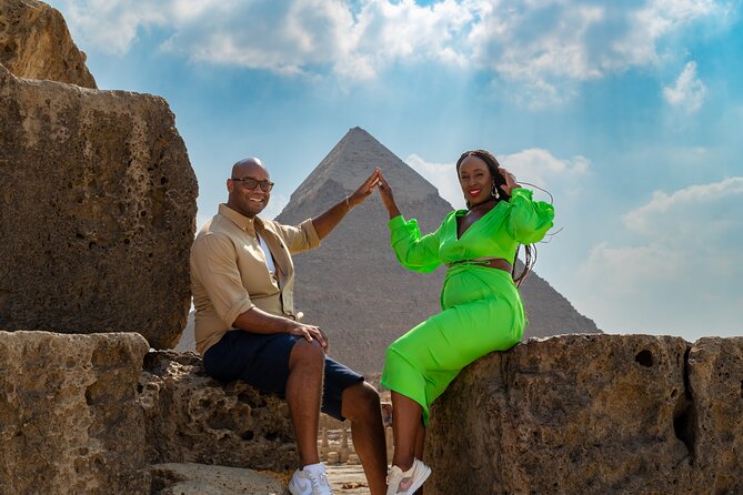 Pyramids of Giza Photoshoot & Tour with Camel, Horse & Shopping - The panoramic viewpoint is the action center