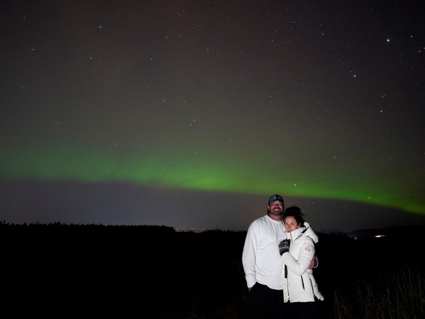 Reykjavik: Northern Lights Tour w/Pro Photos - Small Group - Professional photos are a major part of the value