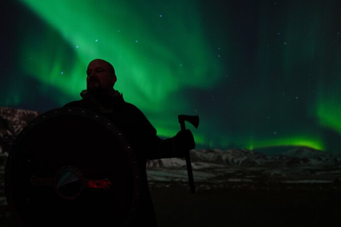 Reykjavik Northern Lights Tour with Pro Aurora Photos Small Group - Chasing the lights instead of waiting for them