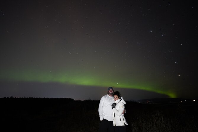 Reykjavik Northern Lights Tour with Pro Aurora Photos Small Group - Pickup, timing, and who should book