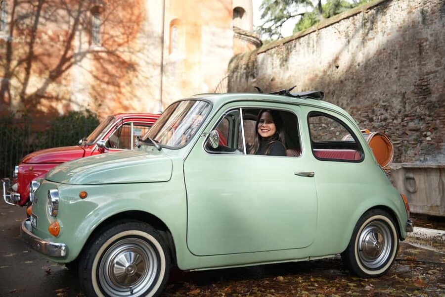 Roma: Photography service and Fiat500 & Aperol Spritz - Guide style and language options