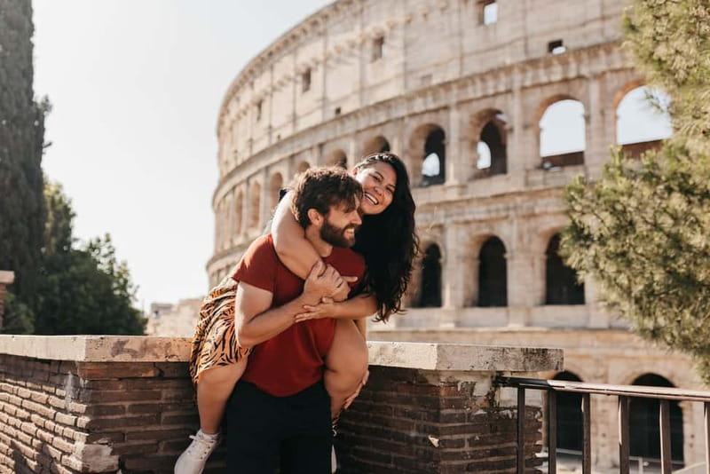 Rome: Colosseum Photoshoot - Posing help for couples, families, and special moments