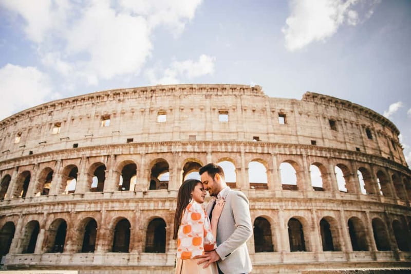 Rome: Colosseum Photoshoot - Starting at Caffè Roma on Via del Colosseo