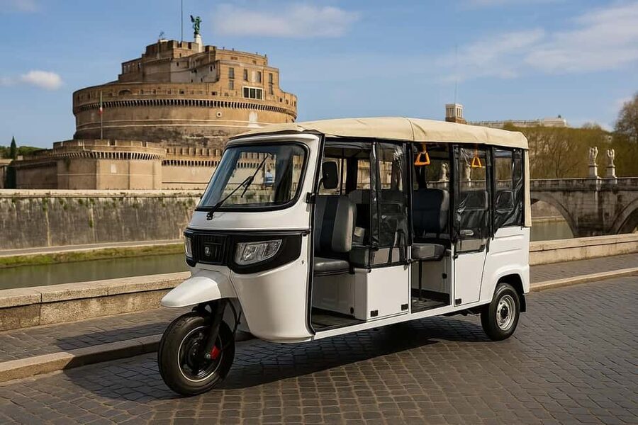 Rome: Electric Tuk Tuk (night) withphotography services - Key points to know before you book