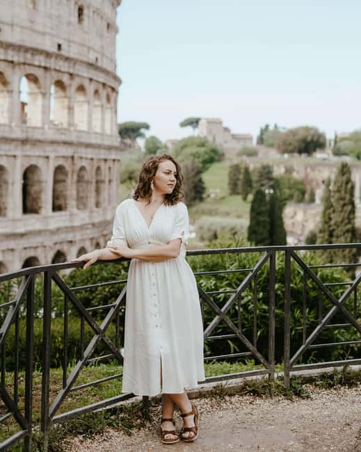 Rome: Express Photoshoot Experience - Starting on Via del Colosseo