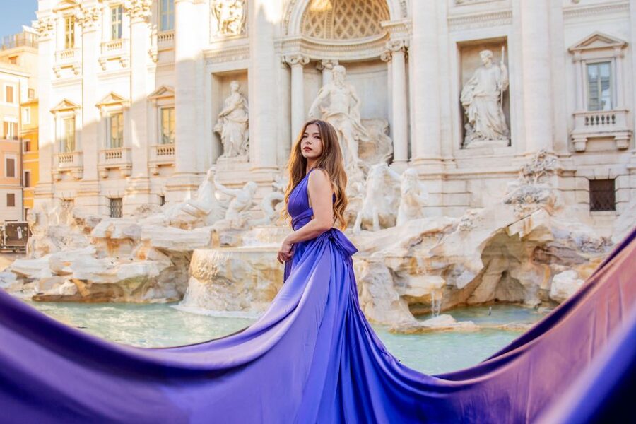 Rome: Flying Dress Photoshoot at Trevi Fountain - Working with the photographer at Trevi Fountain