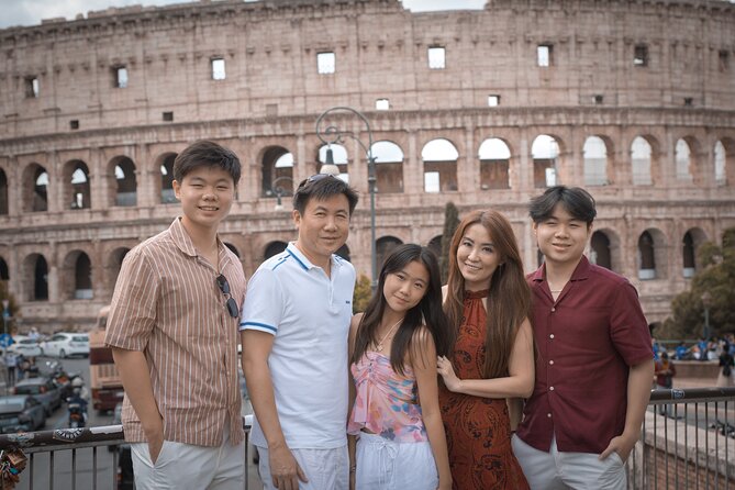 Rome : Golf cart tour & Professional Photoshoot - The Colosseum: Rome’s Big First Impression