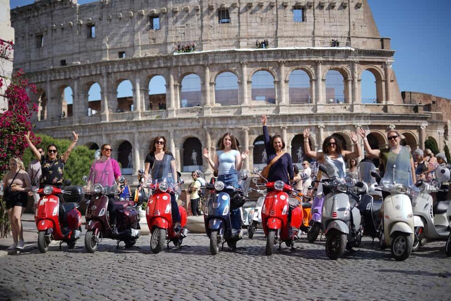 Rome: Guided Vespa Experience with Professional Photoshoot - Rome by Vespa in 90 minutes