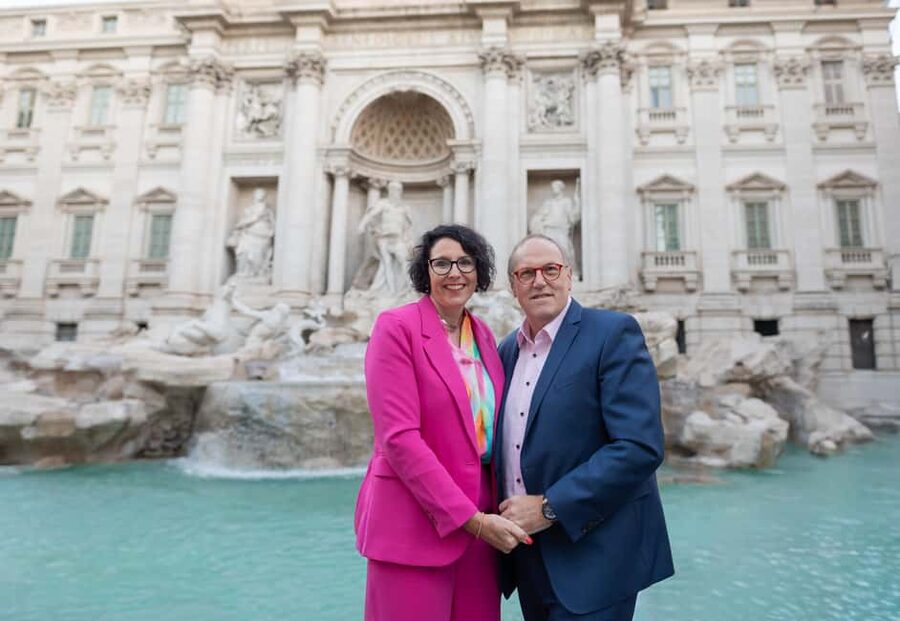 Rome: Iconic Trevi Fountain Private Photoshoot Experience - Edited Photos and the Two-Year Gallery