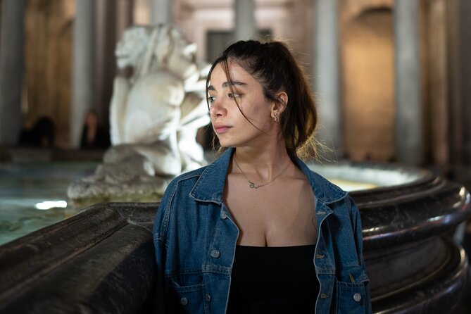 Rome: Night & Day Photoshoot in Rome with Pro Photographer - Trevi Fountain: the most popular stop, with timing limits