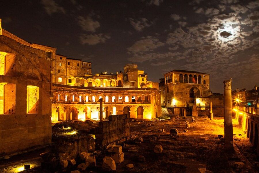 Rome: Night Photo Tour and Workshop - Booking details worth knowing
