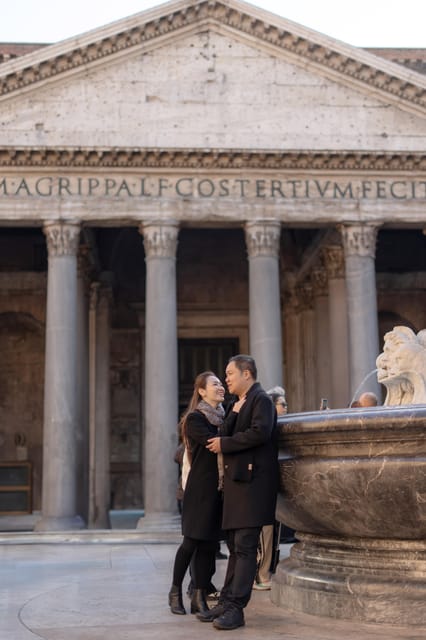 Rome: Personalized Photoshoot outside the Colosseum - Via dei Fori Imperiali and the Roman Forum views