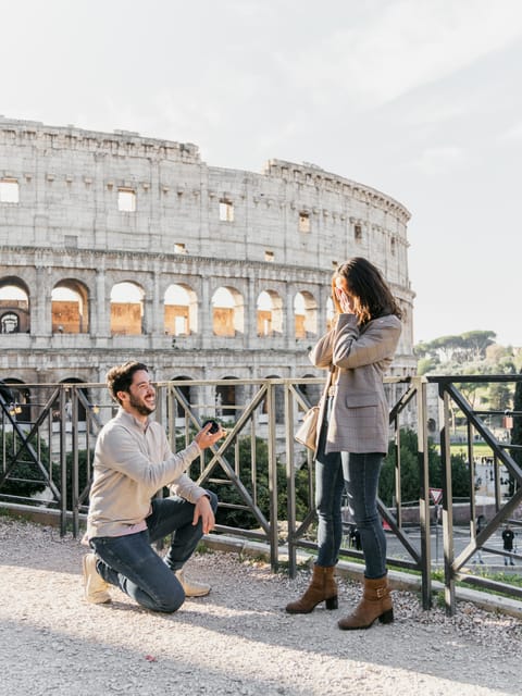 Rome: Photo Shoot Tour with Professional Photographer - The Colosseum: the big Roman backdrop