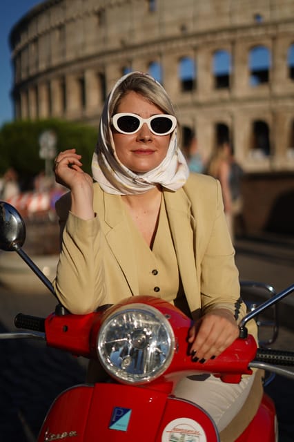 Rome: Photography services by Vespa with Aperol Spritz - Giardino degli Aranci: orange trees and an open city view