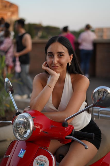 Rome: Photography services by Vespa with Aperol Spritz - Gianicolo Hill: the best pause of the ride