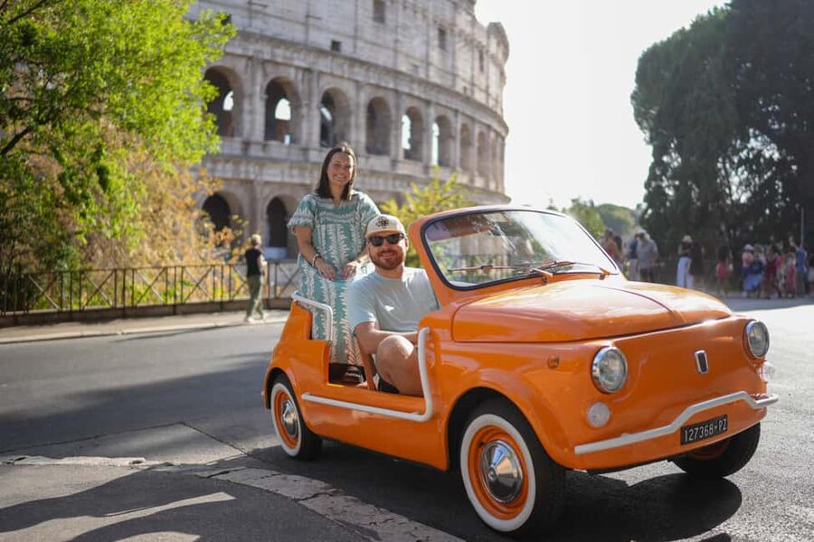 Rome: Photoshoot Service with Vintage Fiat 500 - The Colosseum: a quick picture with an ancient backdrop