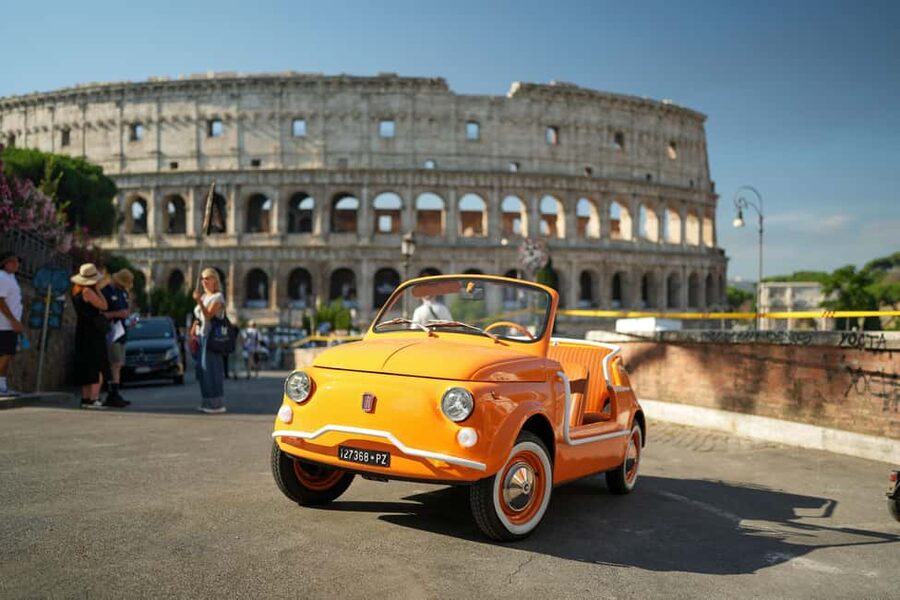 Rome: Photoshoot Service with Vintage Fiat 500 - Passing Fontana dell’Acqua Paola