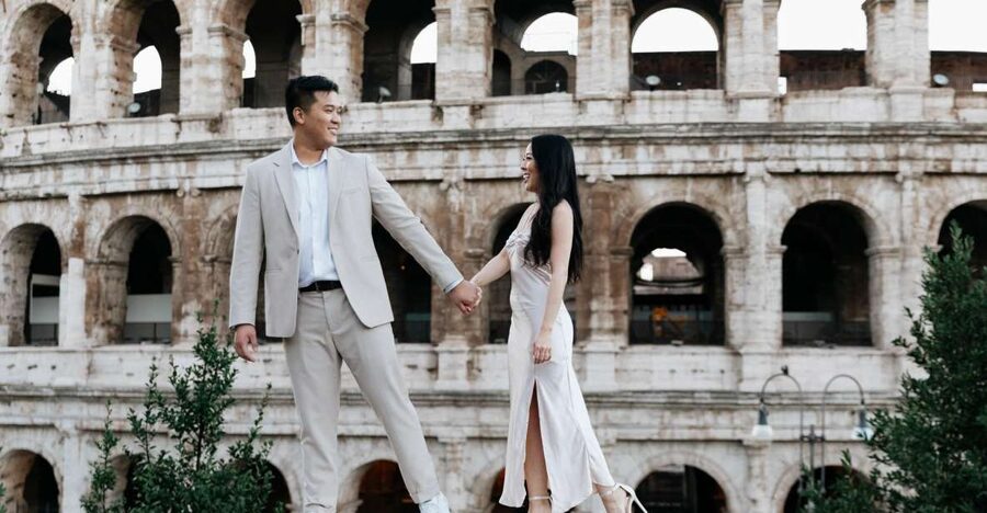 Rome Photoshoot with a Pro - A natural style, with enough direction
