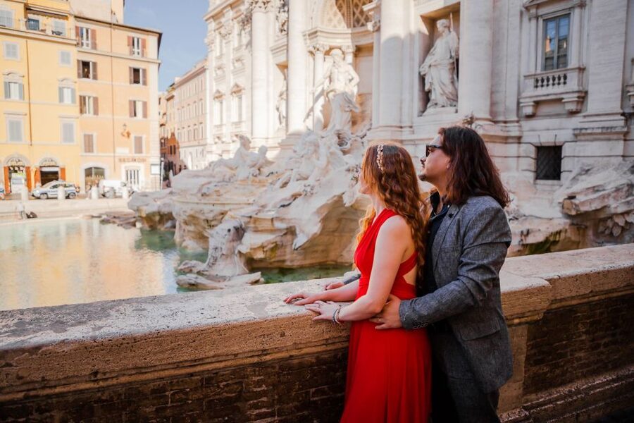Rome: Private Photoshoot at the Trevi Fountain - Meeting near McDonald’s and finding your photographer