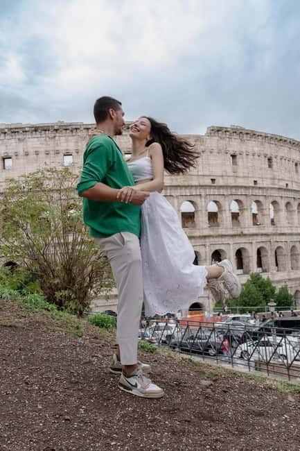 Rome: Private photoshoot at the Trevi Fountain Golden Hour - Cancellation and booking details