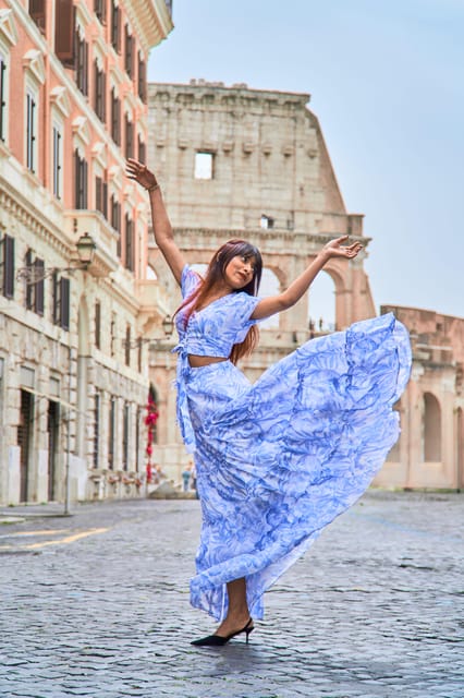Rome: Private Photoshoot with a Professional Photographer - Choosing between an icon and a personal setting