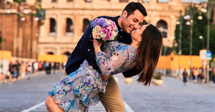 Rome: Private Photoshoot with a Professional Photographer - Timing, clothing, and practical preparation