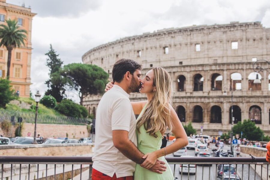 Rome: Private Professional Photoshoot at Colosseum - Key points at a glance