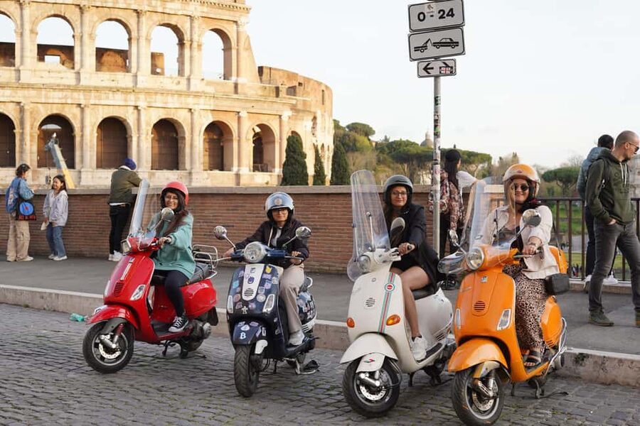 Rome: Private Vespa Experience with Professional Photoshoot - Meeting near the Colosseum and getting ready