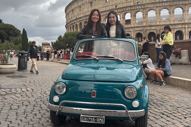 Rome: Retro Fiat 500 car tour with Pro-Photographer - The Colosseum in a 15-minute photo stop