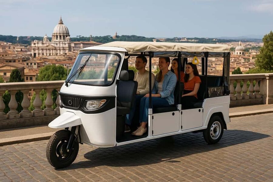 Rome: Timeless Electric Tuk-Tuk Photography Service - The hill route: Orange Garden, Acqua Paola, and Janiculum Hill
