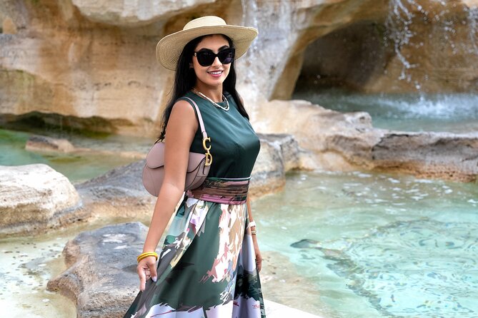Rome: Trevi Fountain Photoshoot, Private & Early Morning - Getting comfortable in front of the camera